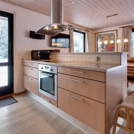 Vendela - 2-5km From The Sea By Interhome